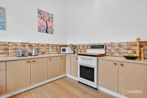 Property photo of 3 Parry Place Farrer ACT 2607