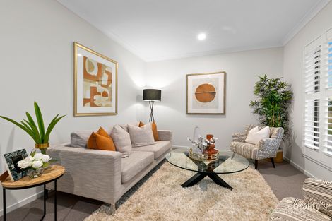 Property photo of 13 Parapet Lane Clyde North VIC 3978