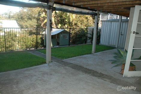 Property photo of 11 Lakeview Parade Warriewood NSW 2102