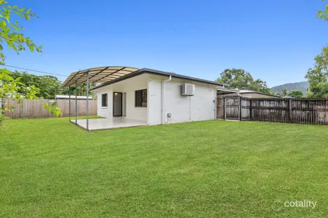 Property photo of 1 Seary Close Whitfield QLD 4870