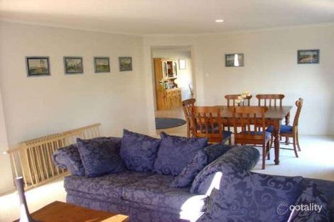 Property photo of 7 Cedar Close Mackenzie QLD 4156