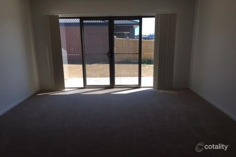Property photo of 22 Goolwa Road Point Cook VIC 3030