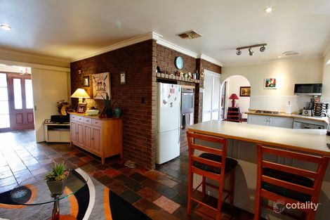 Property photo of 21 Markham Way Swan View WA 6056