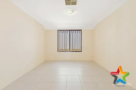 Property photo of 25 Scanlon Way Lockridge WA 6054