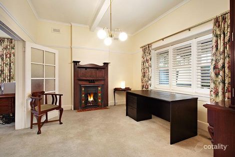 Property photo of 56 Parkside Street Elsternwick VIC 3185