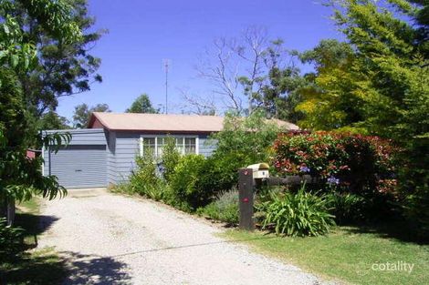 11 Knowle Rd, Aylmerton, NSW 2575