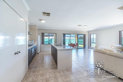 Property photo of 3 Wedgetail Crescent Success WA 6164