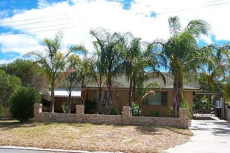 15b Buntine Way, Girrawheen, WA 6064