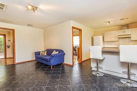 Property photo of 6 Peony Court Morphett Vale SA 5162