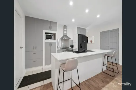 Property photo of 2 Barculdie Crescent Deception Bay QLD 4508