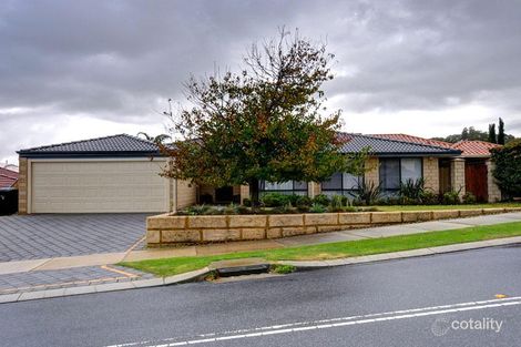 2 Hollins Bend, Madeley, WA 6065
