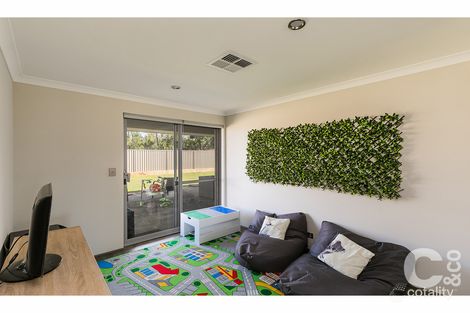 Property photo of 21 Hinckley Street Parmelia WA 6167