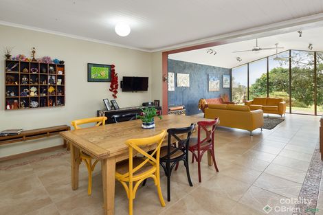 Property photo of 18 Cook Road Drouin VIC 3818