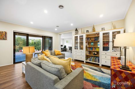 Property photo of 11 Stretton Drive Brookfield VIC 3338