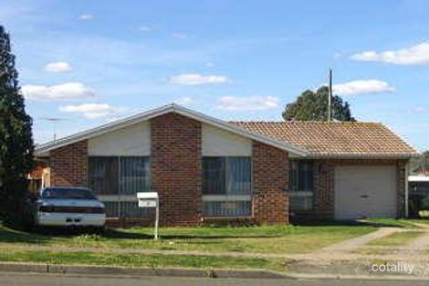 Property photo of 4 Marciano Close Edensor Park NSW 2176
