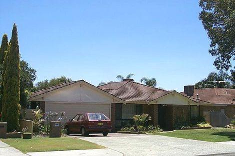 17 San Miguel Dr, Leeming, WA 6149