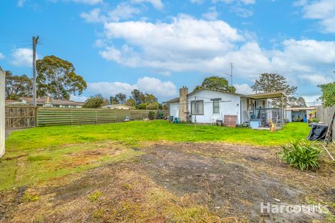 Property photo of 15 Western Avenue Newborough VIC 3825