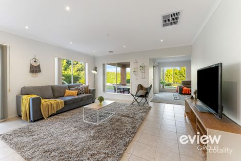 Property photo of 22 Liverpool Circuit Craigieburn VIC 3064