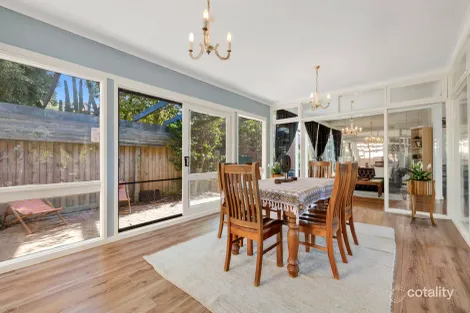 Property photo of 8 Mayfield Drive Mount Waverley VIC 3149