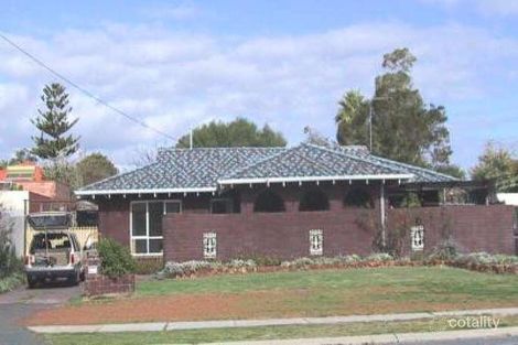 18 Cook Ave, Hillarys, WA 6025