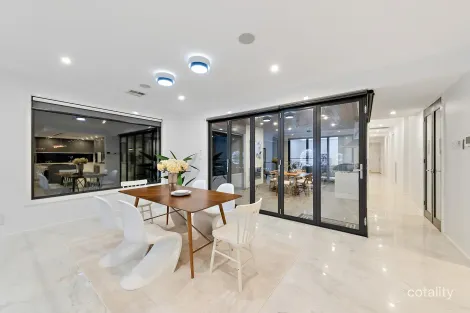 Property photo of 30 Sellbach Street Weston ACT 2611