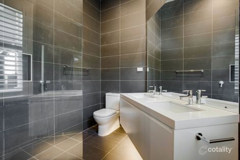 Property photo of 32 Foley Street Kew VIC 3101