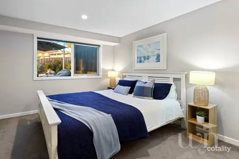 Property photo of 8 Cornwall Crescent Mount Martha VIC 3934