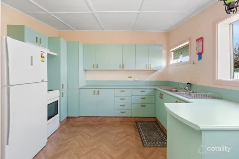 Property photo of 64 Molong Street Molong NSW 2866