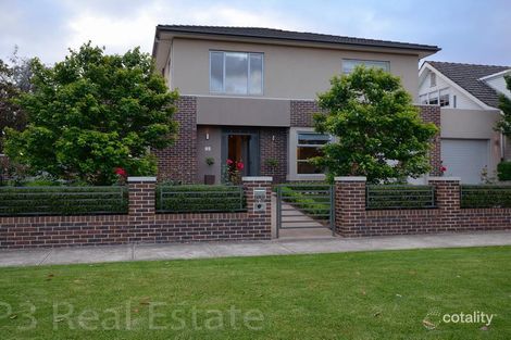 Property photo of 95 Carnarvon Road Strathmore VIC 3041