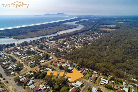Property photo of 19 Third Avenue Stuarts Point NSW 2441