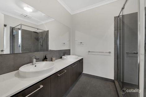 Property photo of 55 Waterman Drive Clyde VIC 3978