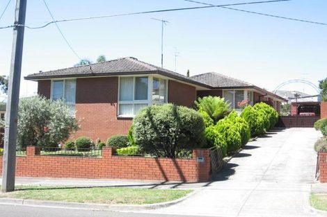 38 Park Ave, Doncaster, VIC 3108