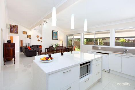 Property photo of 2 Keil Place Chapel Hill QLD 4069