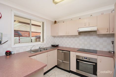 Property photo of 5/10 Peacock Close Green Valley NSW 2168