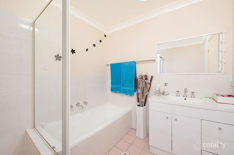 Property photo of 5/10 Peacock Close Green Valley NSW 2168