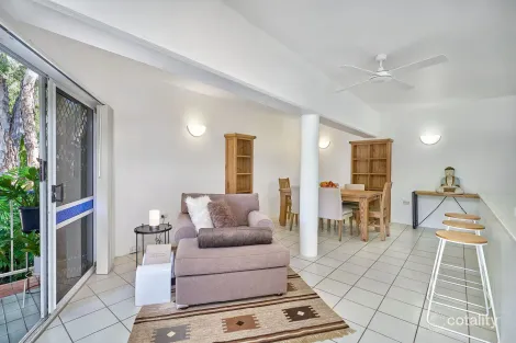 Property photo of 4/79 Arlington Esplanade Clifton Beach QLD 4879