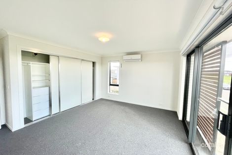 Property photo of 38 Greaves Avenue Deanside VIC 3336