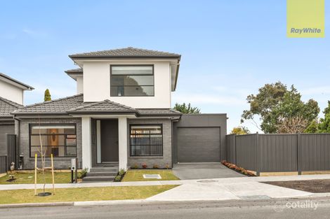 8b Rutherglen Way, Taylors Lakes, VIC 3038