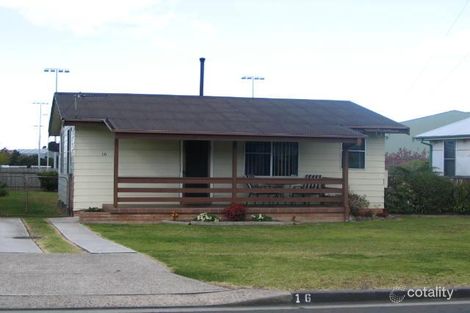 16 Graham St, Unanderra, NSW 2526