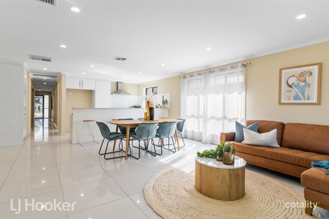 Property photo of 12 School Oval Drive Christie Downs SA 5164
