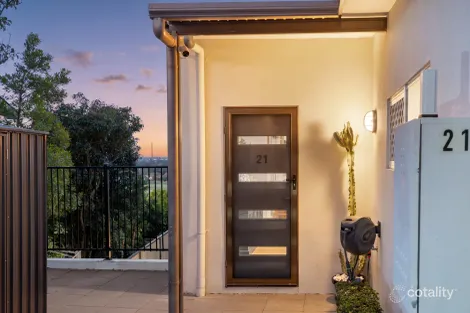 Property photo of 21/19 Gumtree Crescent Upper Coomera QLD 4209