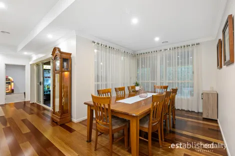 Property photo of 23 Autumn Fields Circuit Tarneit VIC 3029