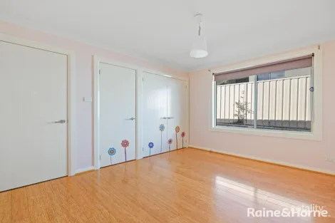 Property photo of 5 Blackwood Close Kelso NSW 2795
