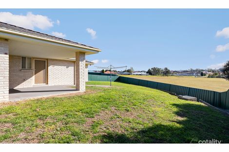 4 Mileham Cct, Rutherford, NSW 2320