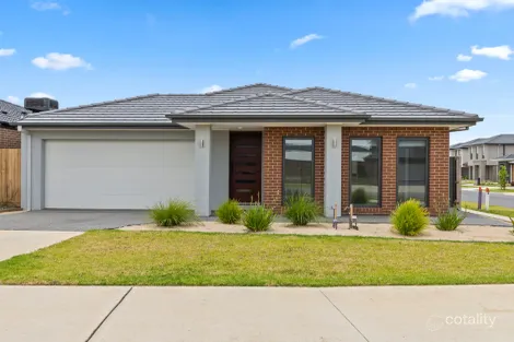 82 Fairground Prom, Berwick, VIC 3806
