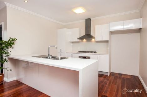 Property photo of 2/11 Charles Street Sunshine North VIC 3020