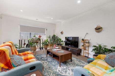 8 Penstemon St, Craigieburn, VIC 3064