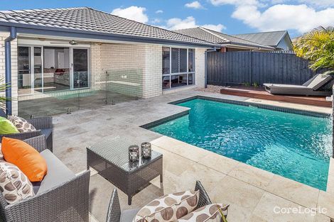 Property photo of 17 Merimbula Crescent Fitzgibbon QLD 4018