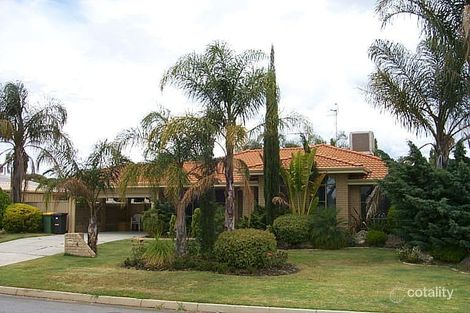 4 Candish Gr, Seville Grove, WA 6112