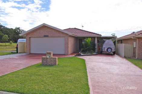 17a Albatross Way, Old Bar, NSW 2430